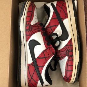 nike dunk spider man